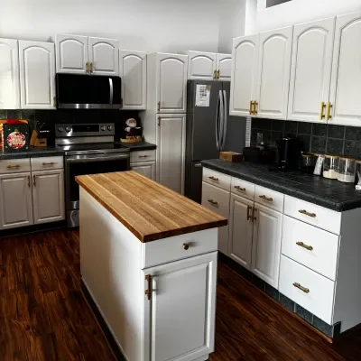 Cabinet 06